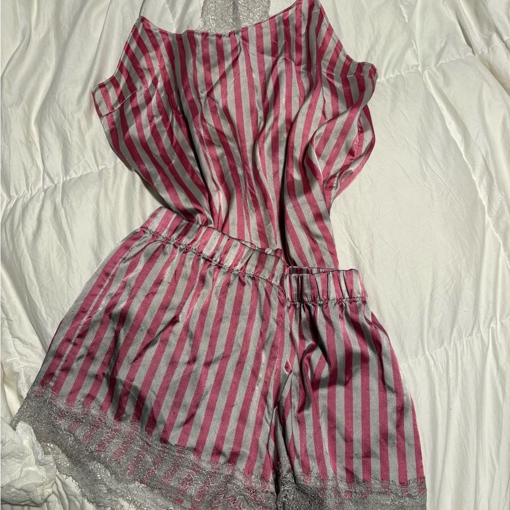 Victoria’s Secret Pink and White Women's Sleepwear Set